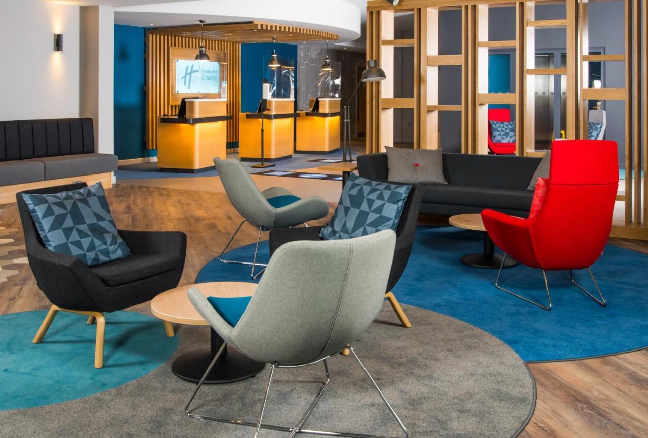Holiday Inn Express - Bicester By Ihg Exteriér fotografie