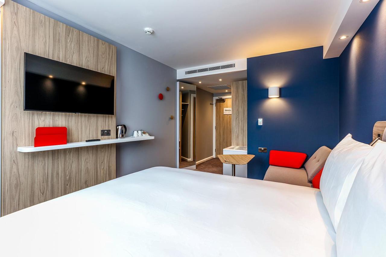 Holiday Inn Express - Bicester By Ihg Exteriér fotografie