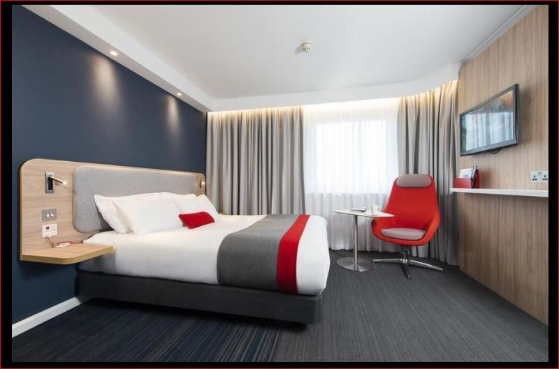 Holiday Inn Express - Bicester By Ihg Exteriér fotografie